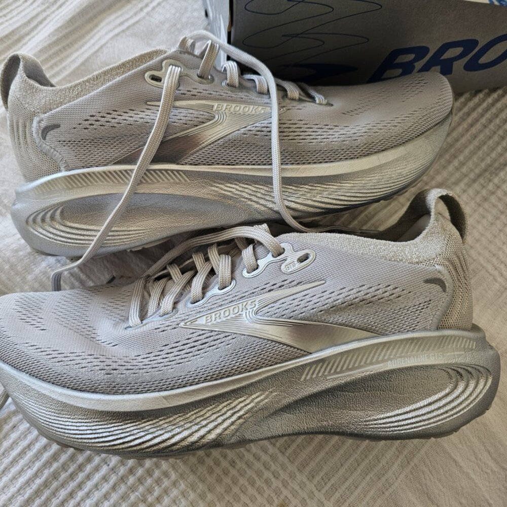 New Brooks Adrenaline GTS 25 - Picture 7 of 11